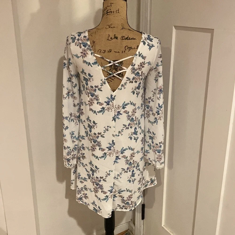 Davi & Dani Dress Size Small NWT - Picture 4 of 9